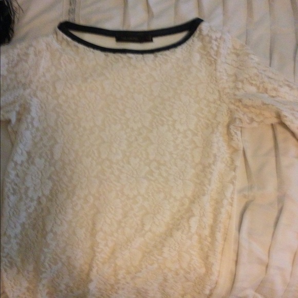 The Limited laced top with black faux leather collar size S - Picture 3 of 4